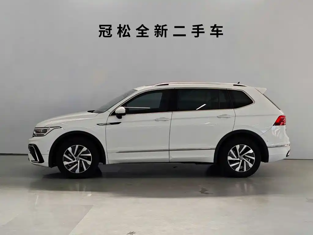 Volkswagen Tiguan L PHEV — миниатюра 3