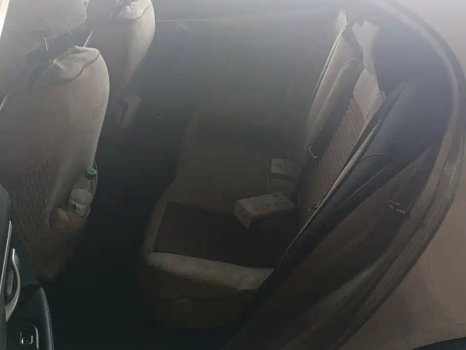 Geely Emgrand — миниатюра 11