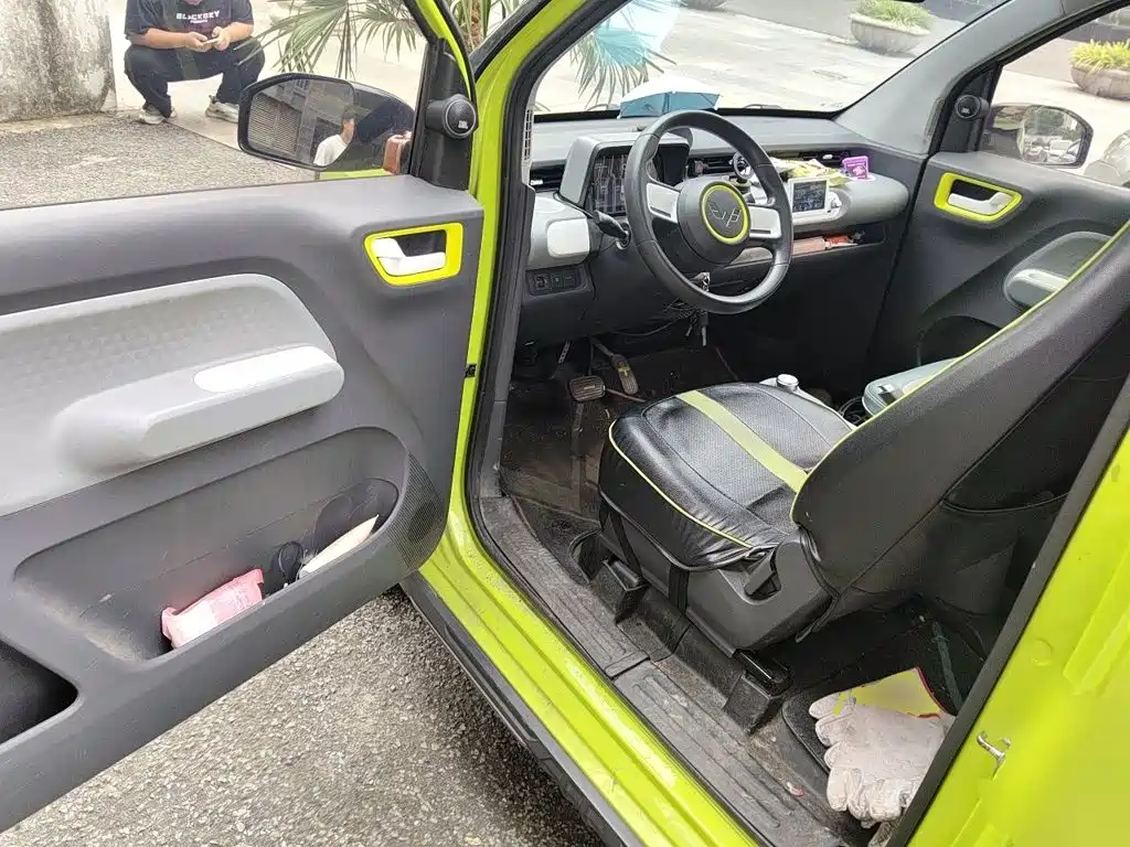 Wuling MINIEV — миниатюра 12