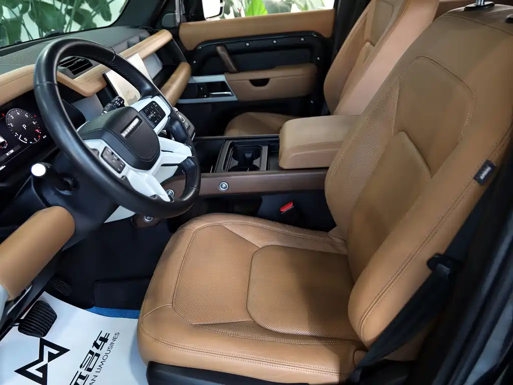 Land Rover Defender — миниатюра 8