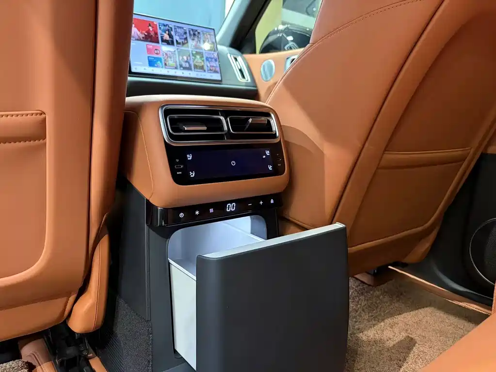 Li Auto Li L6 — миниатюра 12