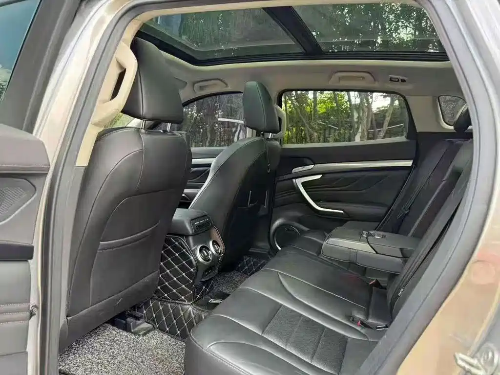 WEI PAI WEI BRAND VV7