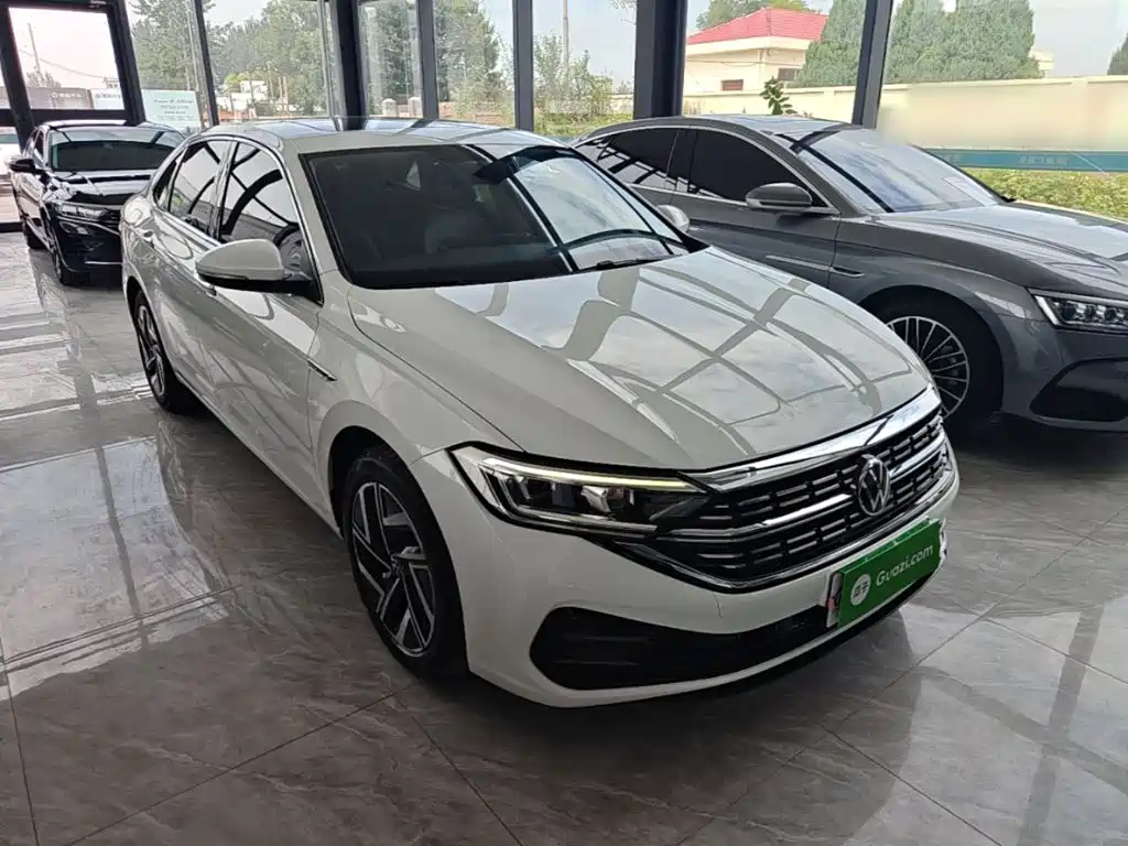Volkswagen Sagitar — миниатюра 4