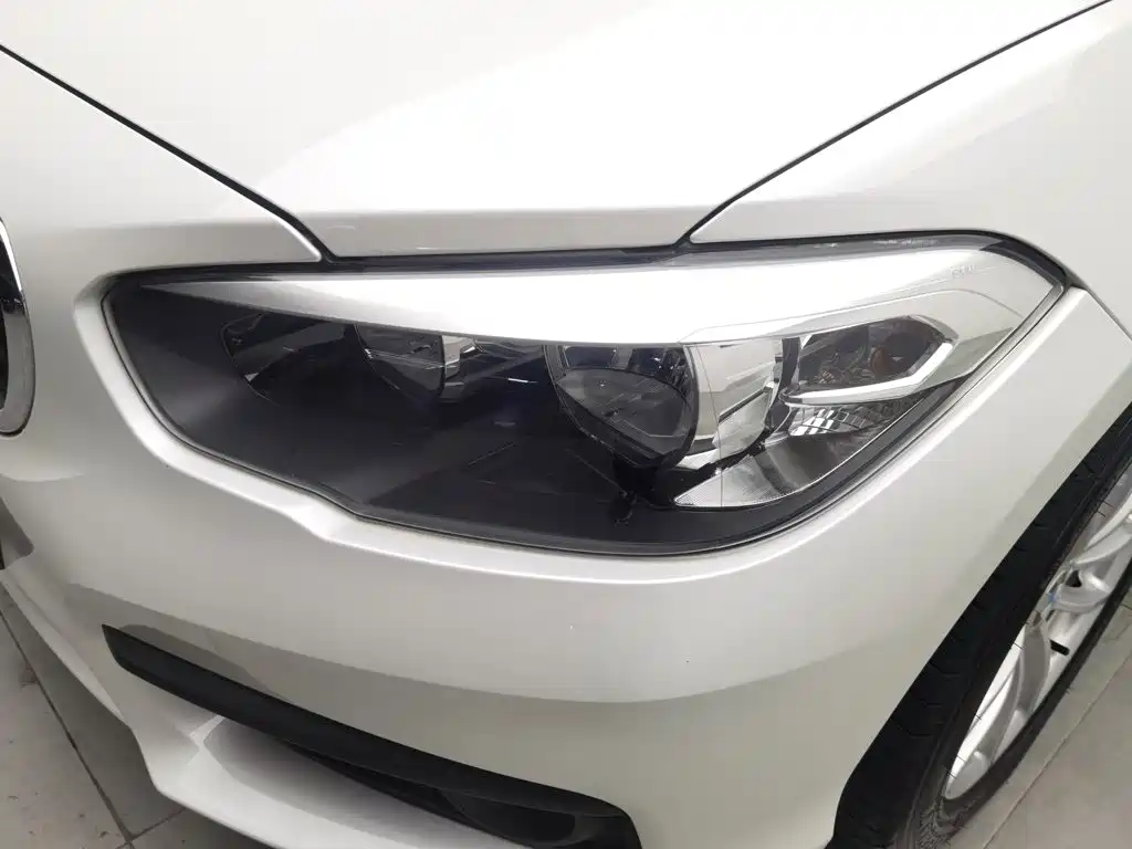 BMW 1 Series (Import) — миниатюра 7