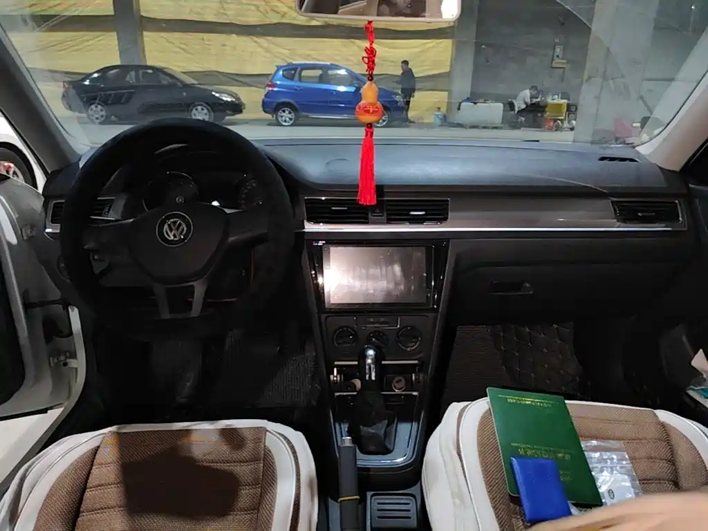 Volkswagen Bora — миниатюра 12