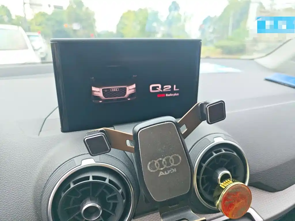 Audi Q2L — миниатюра 14