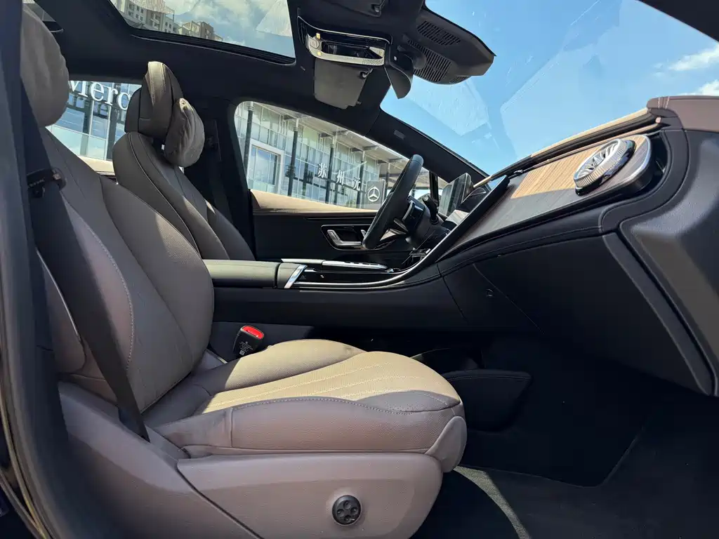 Mercedes-Benz EQE — миниатюра 15