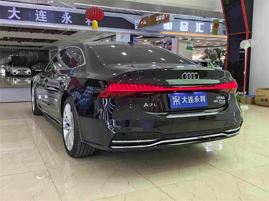 Audi A7L — миниатюра 4