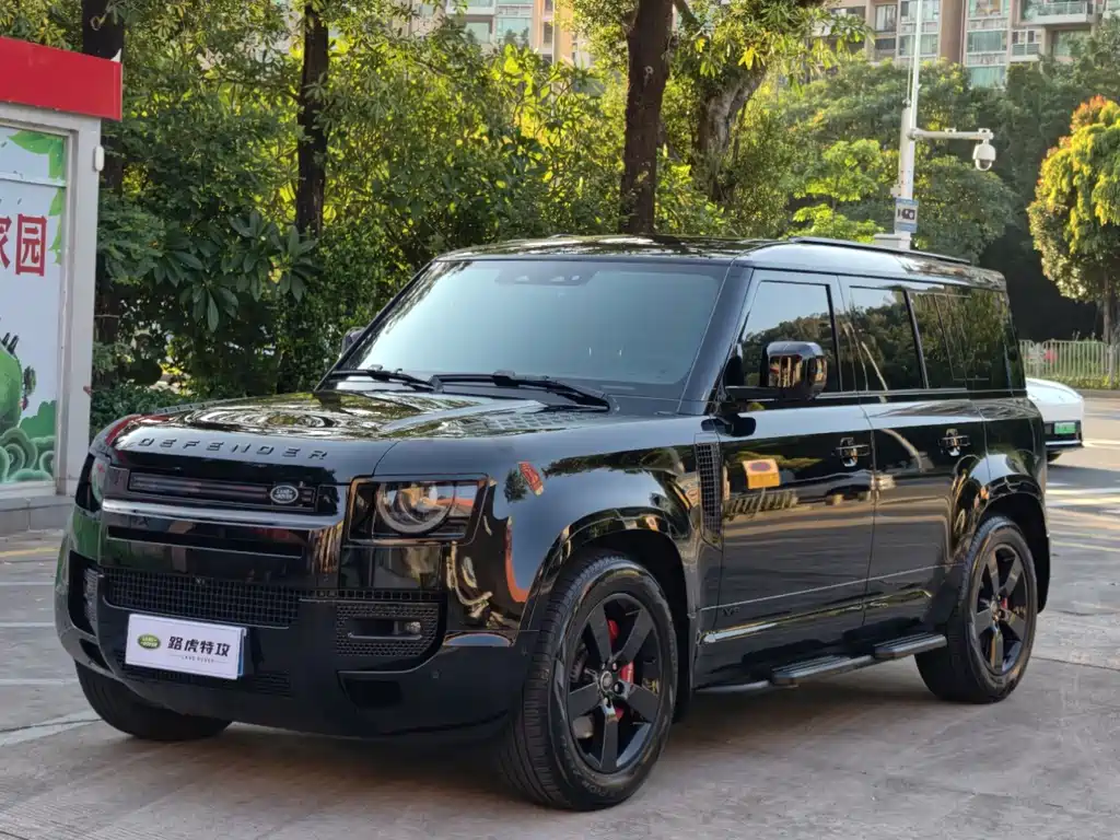 Land Rover Land Rover Defender 2025 110 3.0T P400 X-Dynamic HSE