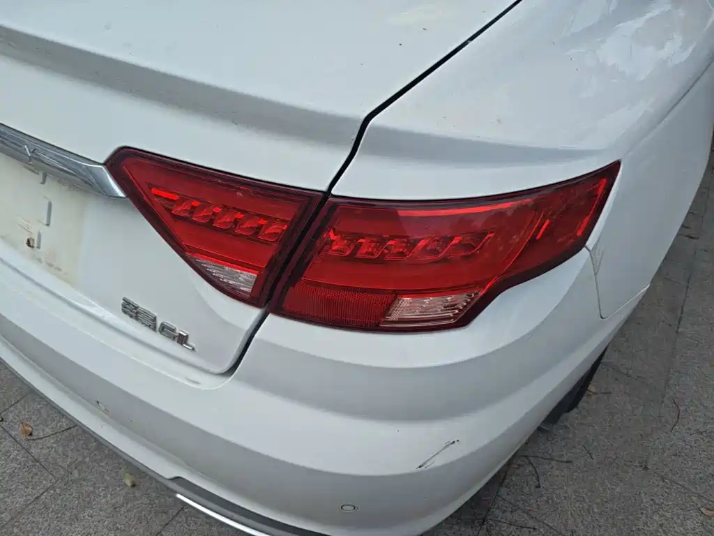 Geely Emgrand GL — миниатюра 8