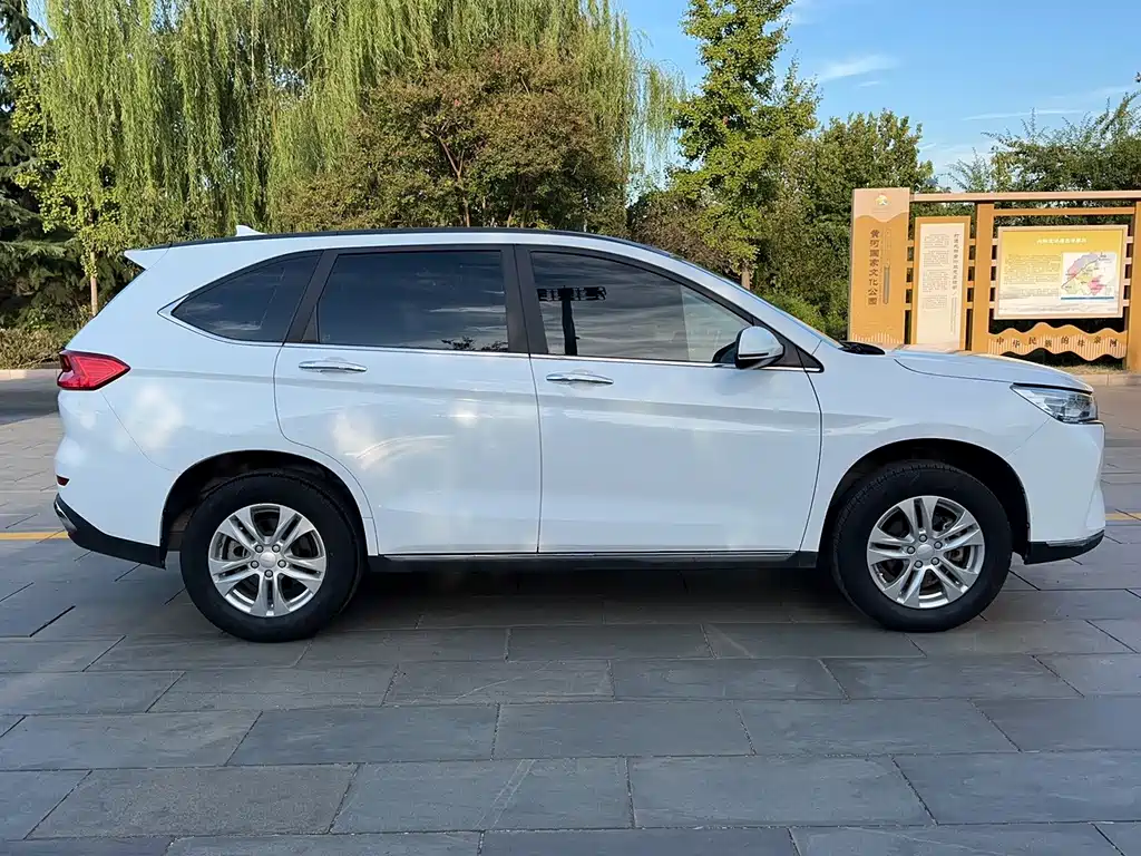 Haval M6 — миниатюра 7