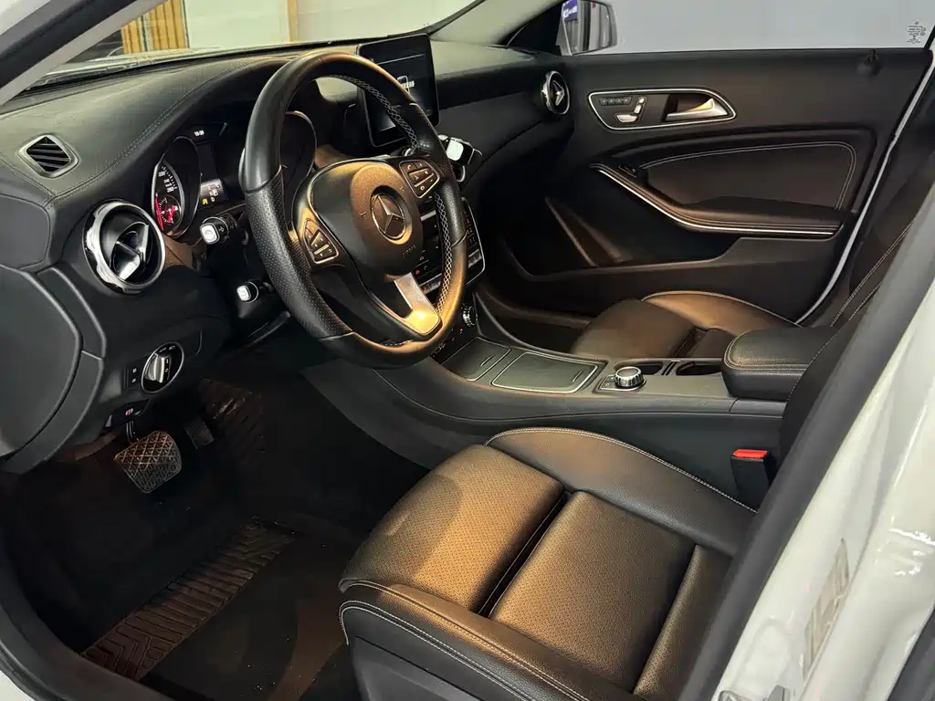 Mercedes-Benz GLA — миниатюра 4