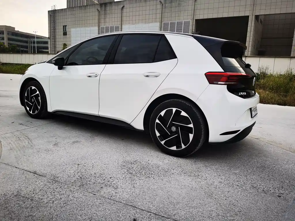 Volkswagen ID.3 — миниатюра 15