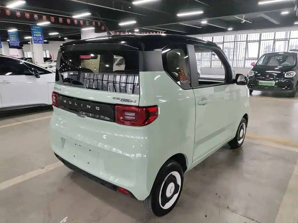 Wuling MINIEV — миниатюра 7