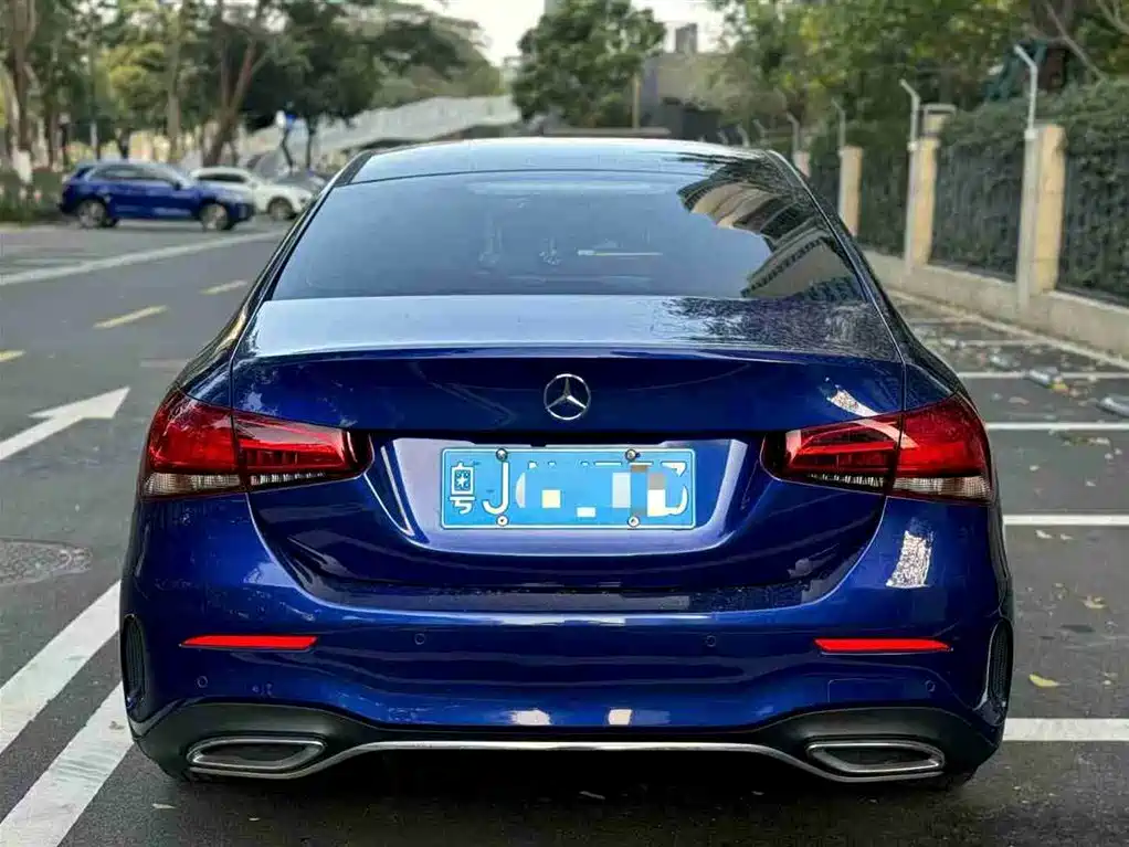 MERCEDES-BENZ A CLASS