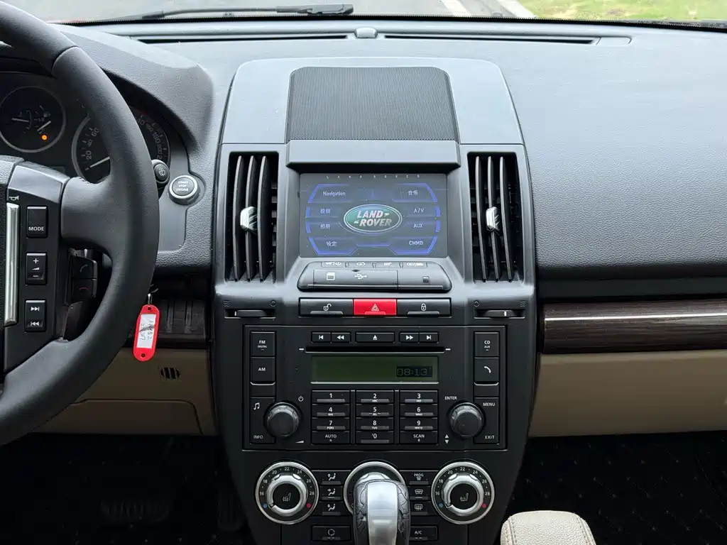 Land Rover 2 011 3.2L i6 SE