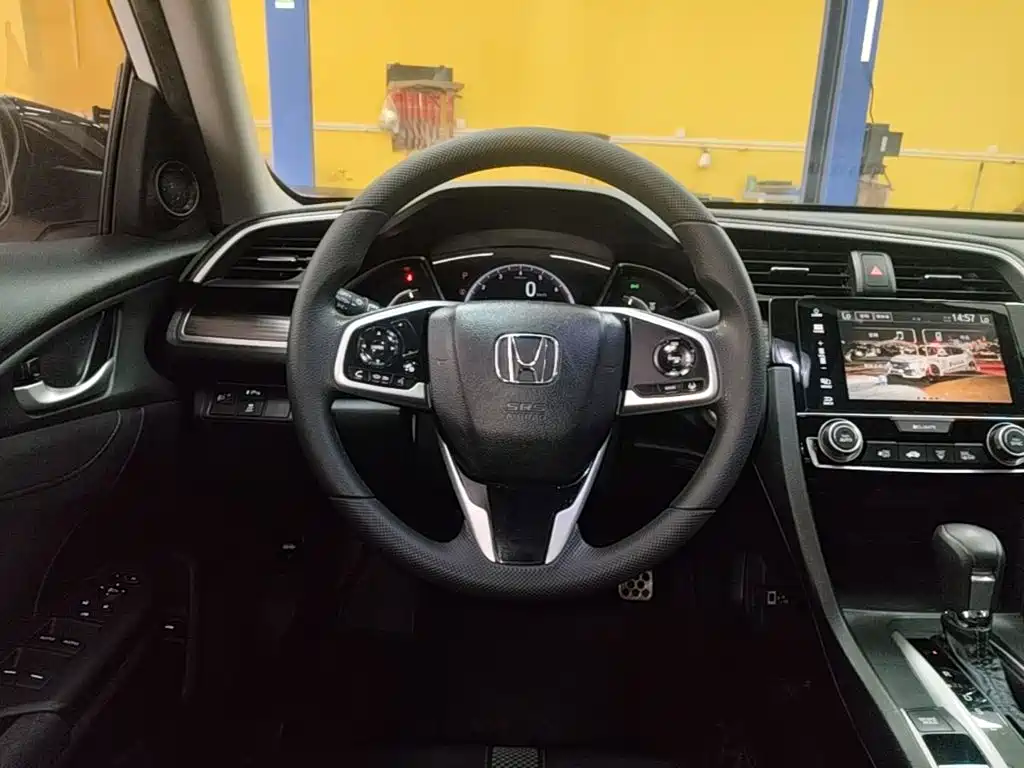 Honda Civic — миниатюра 11