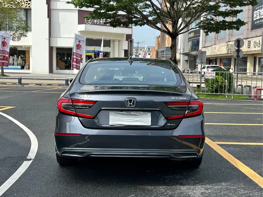 Honda Accord — миниатюра 10