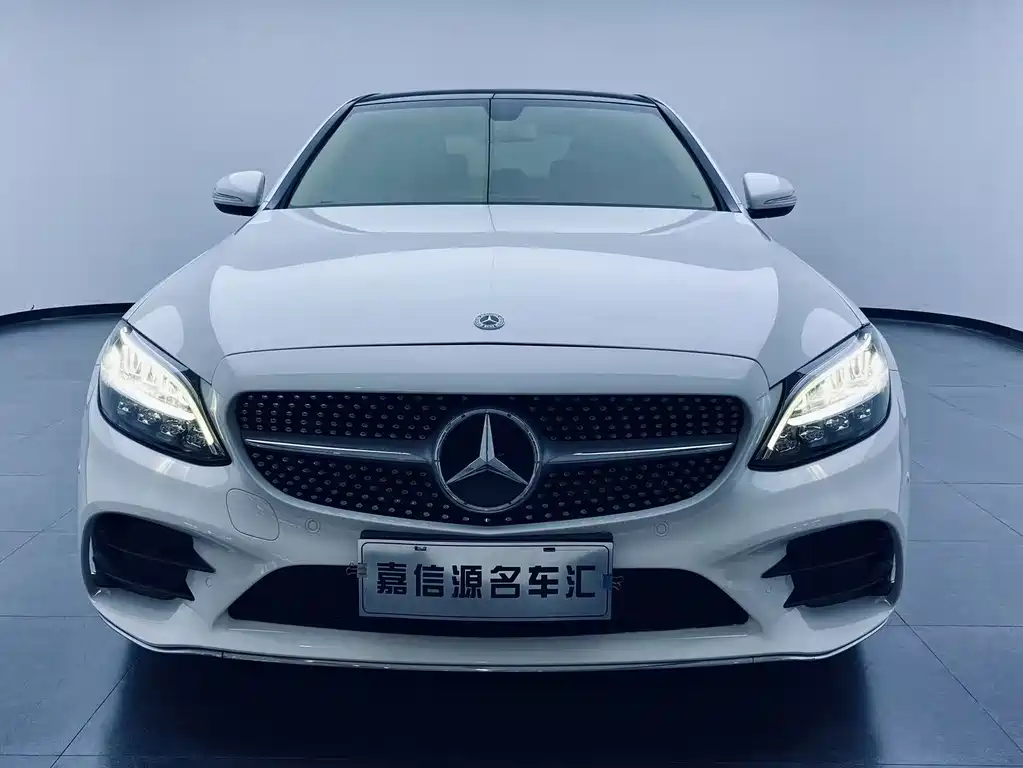 Mercedes-Benz C-Class — миниатюра 3