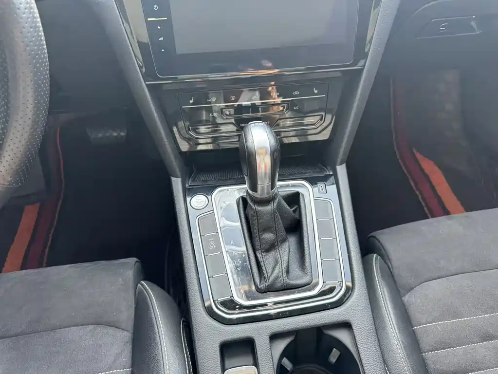 Volkswagen Magotan — миниатюра 11