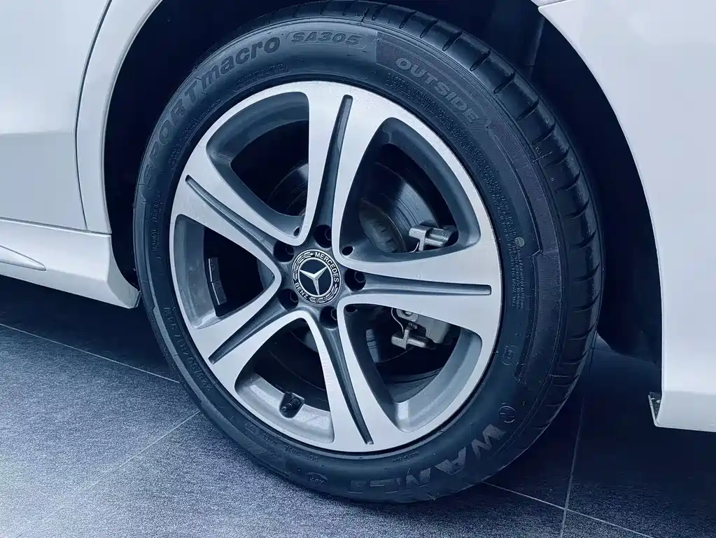 Mercedes-Benz C-Class — миниатюра 19