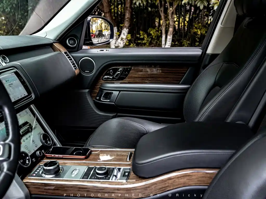Land Rover Range Rover — миниатюра 9