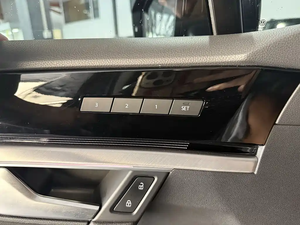 Volkswagen Touareg 2020 3.0TSI VI