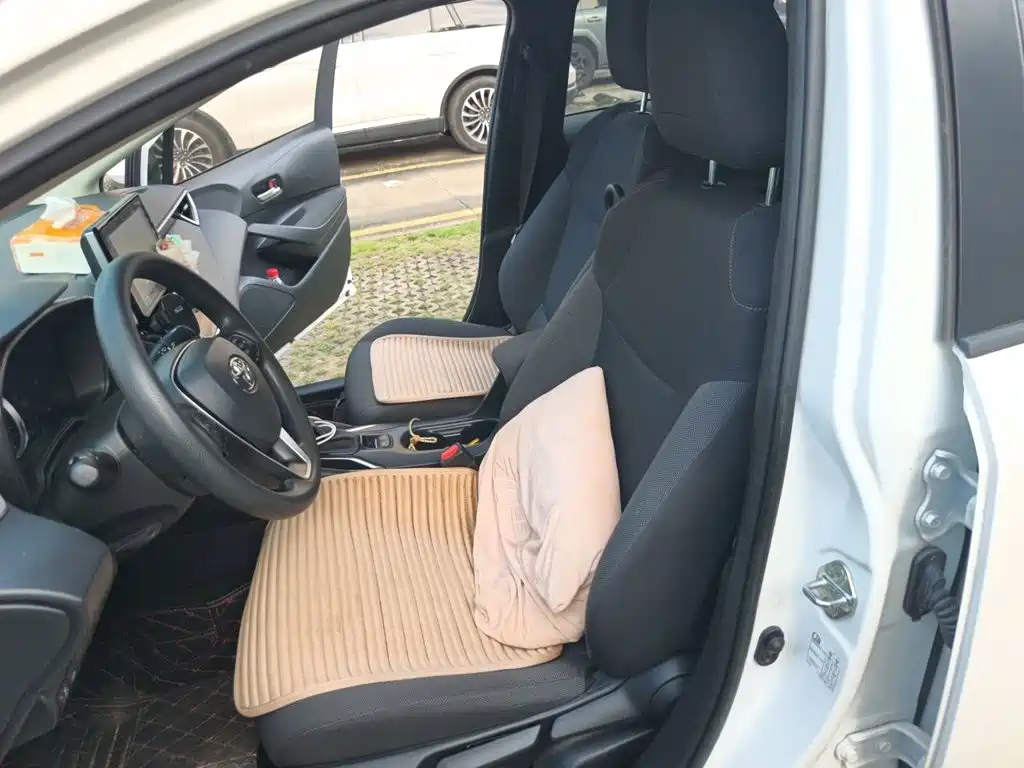 Toyota Corolla — миниатюра 11