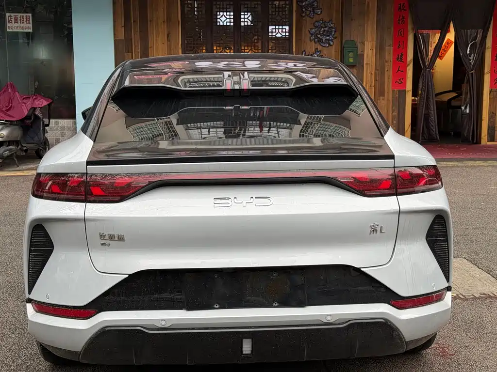 BYD SONG L EV