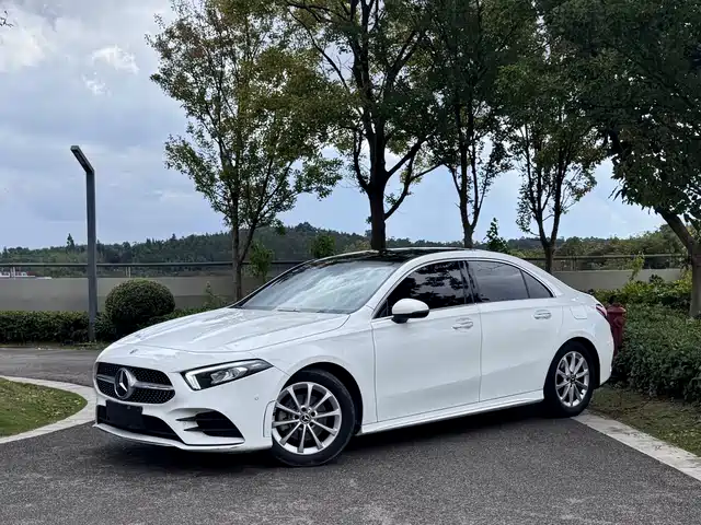 MERCEDES-BENZ A CLASS