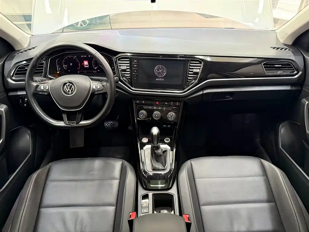 VOLKSWAGEN T ROC EXPLORING SONGS