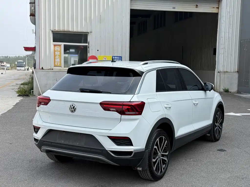 Volkswagen T-Roc — миниатюра 5