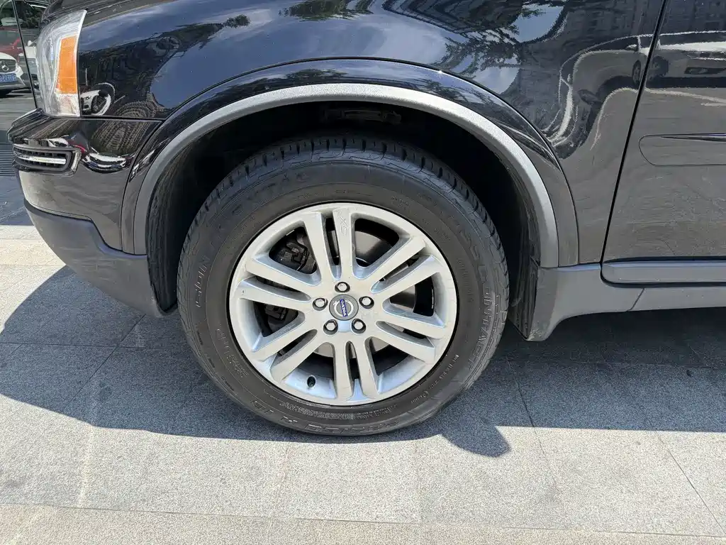 Volvo XC90 — миниатюра 15
