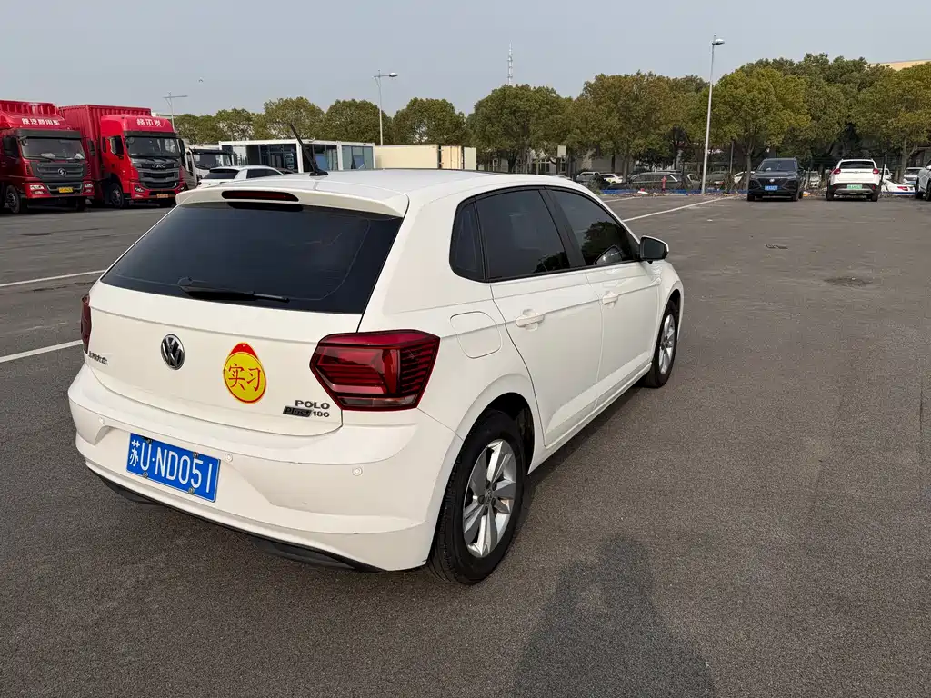 Volkswagen Polo — миниатюра 9