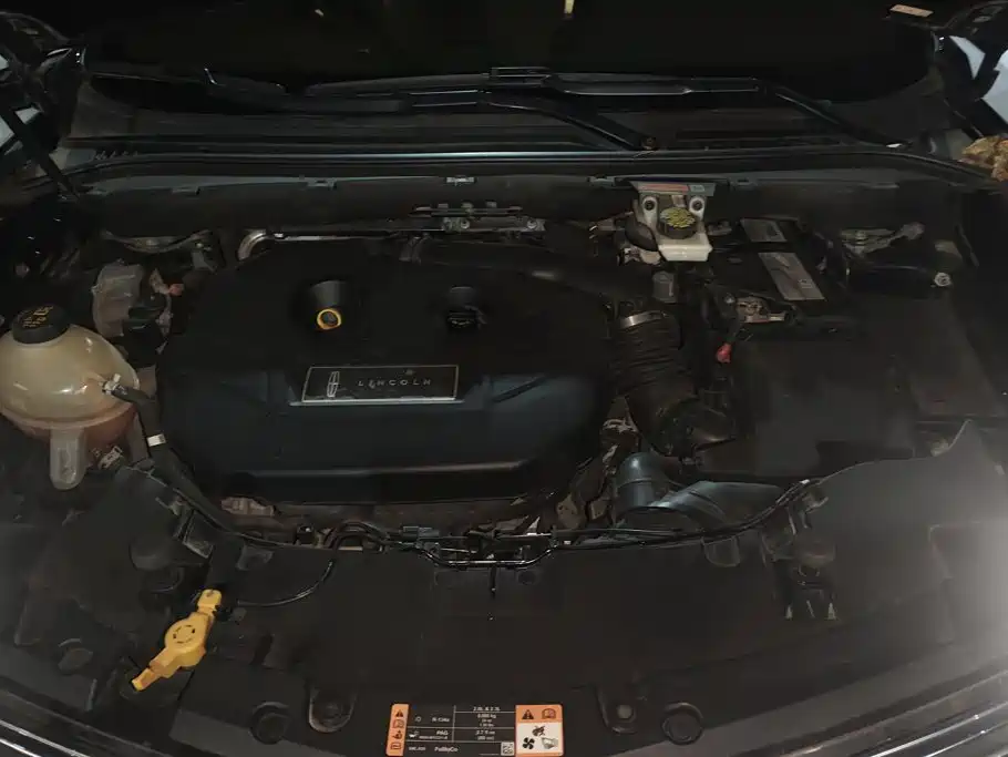 Lincoln MKC — миниатюра 10
