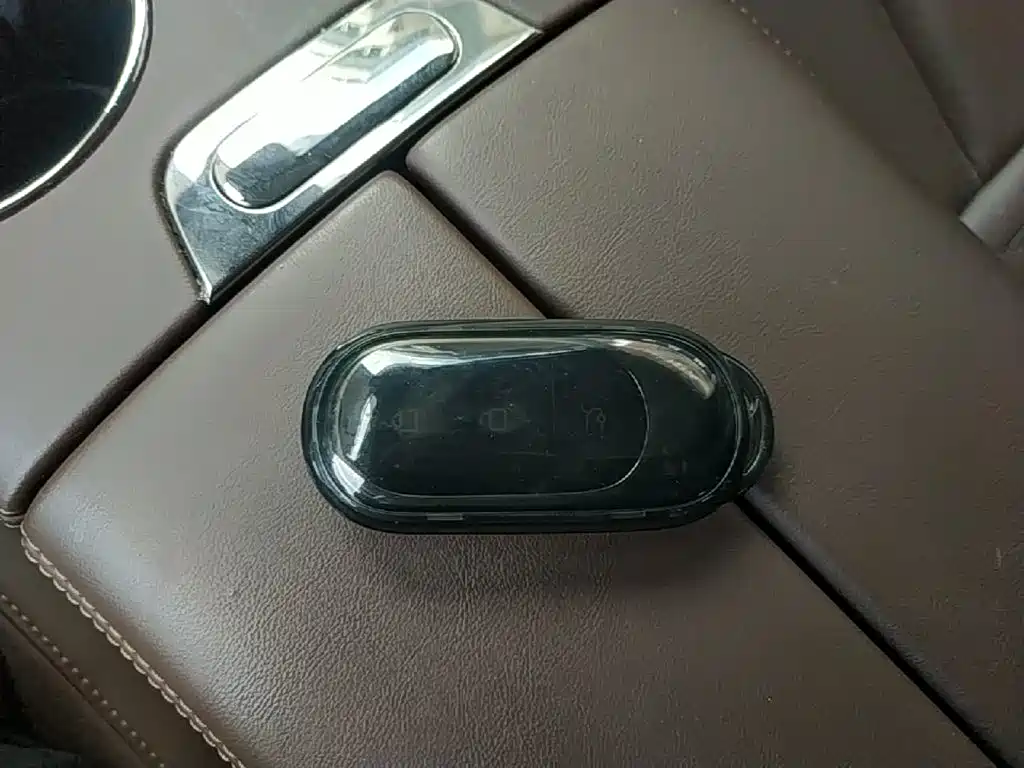 Leapmotor Leapmotor C11 — миниатюра 9