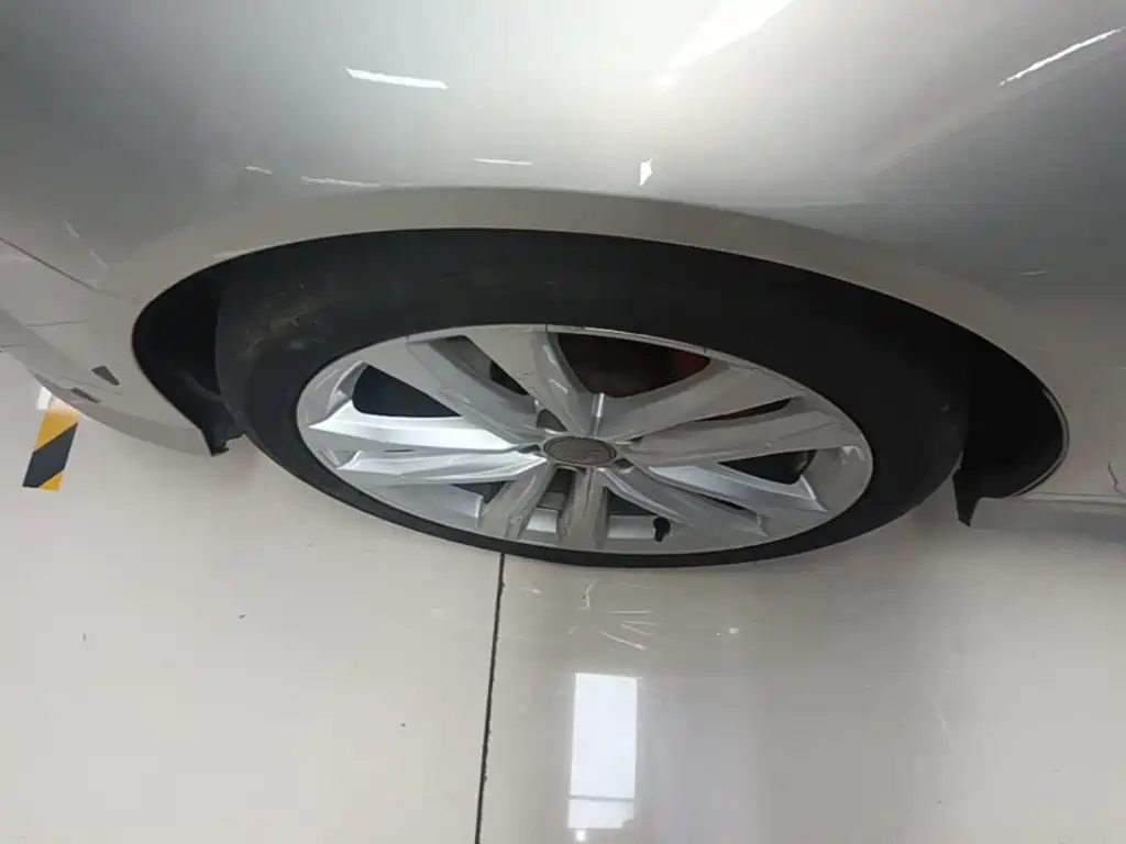 Audi A6L — миниатюра 23