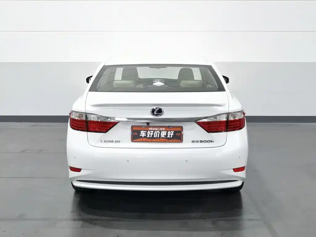 Lexus ES — миниатюра 4