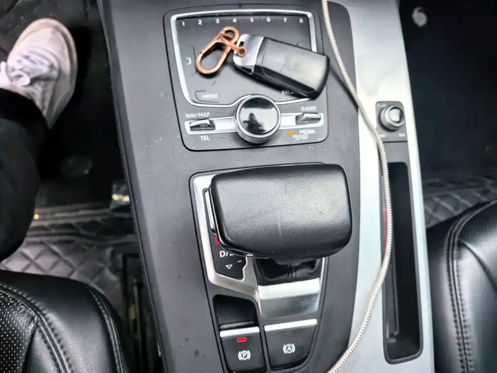 Audi Q5L — миниатюра 7