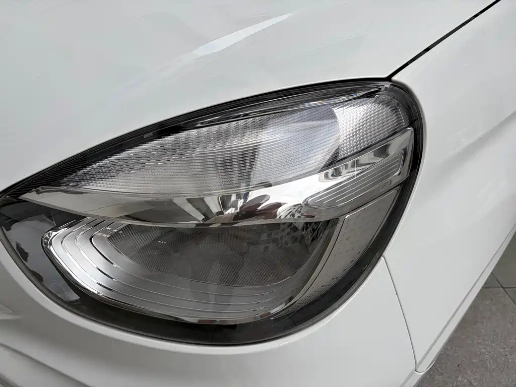 Roewe Clever — миниатюра 3