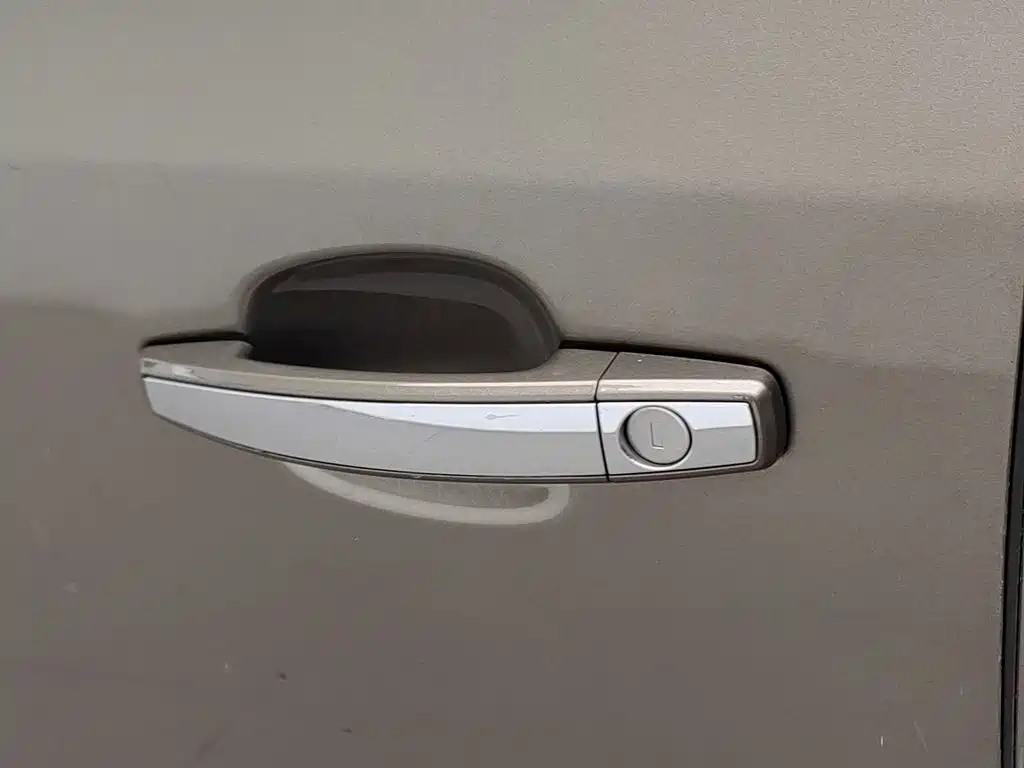 Buick LaCrosse — миниатюра 18
