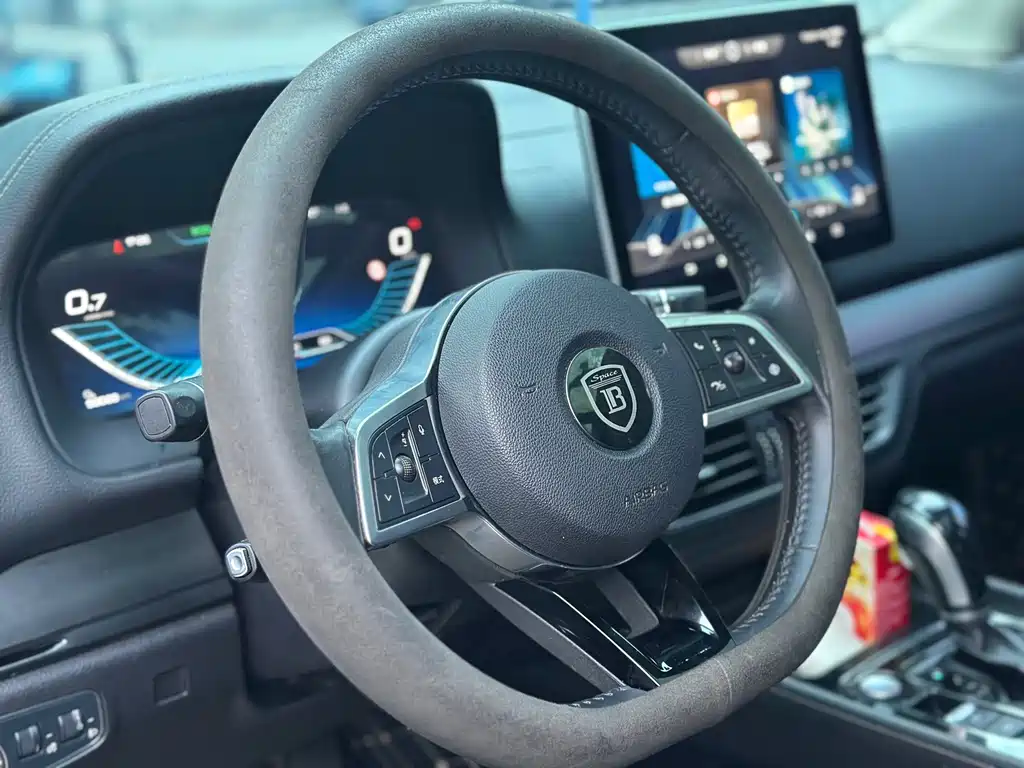 BYD Tang — миниатюра 15