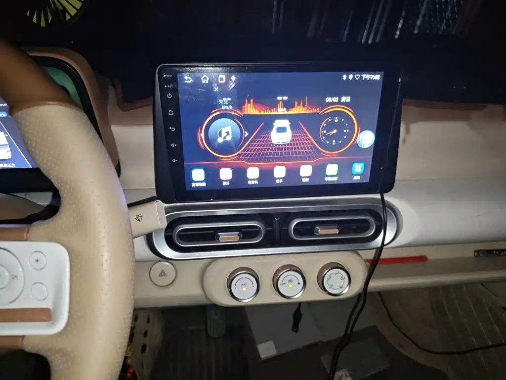 Wuling MINIEV — миниатюра 6