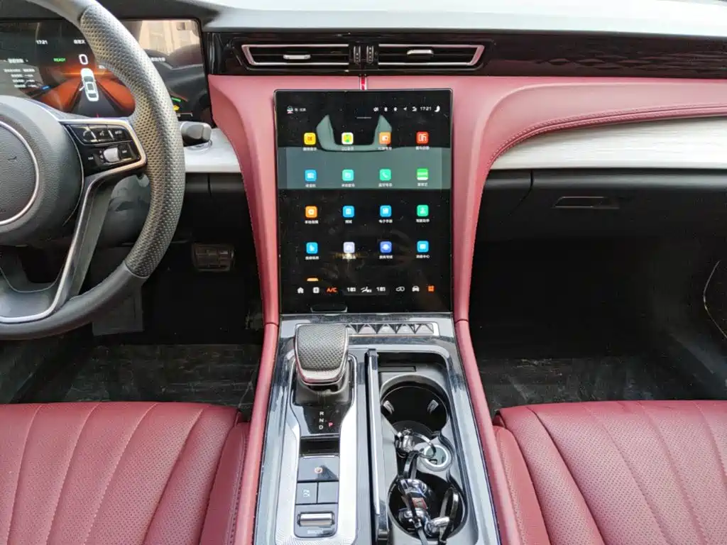 Hongqi Hongqi H5 PHEV — миниатюра 9