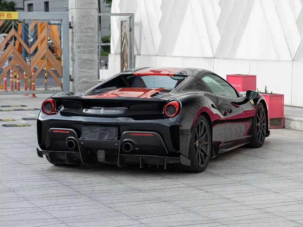 Ferrari 488 — миниатюра 4