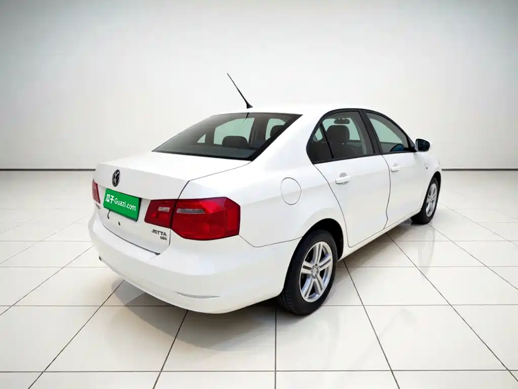 Volkswagen Jetta — миниатюра 6