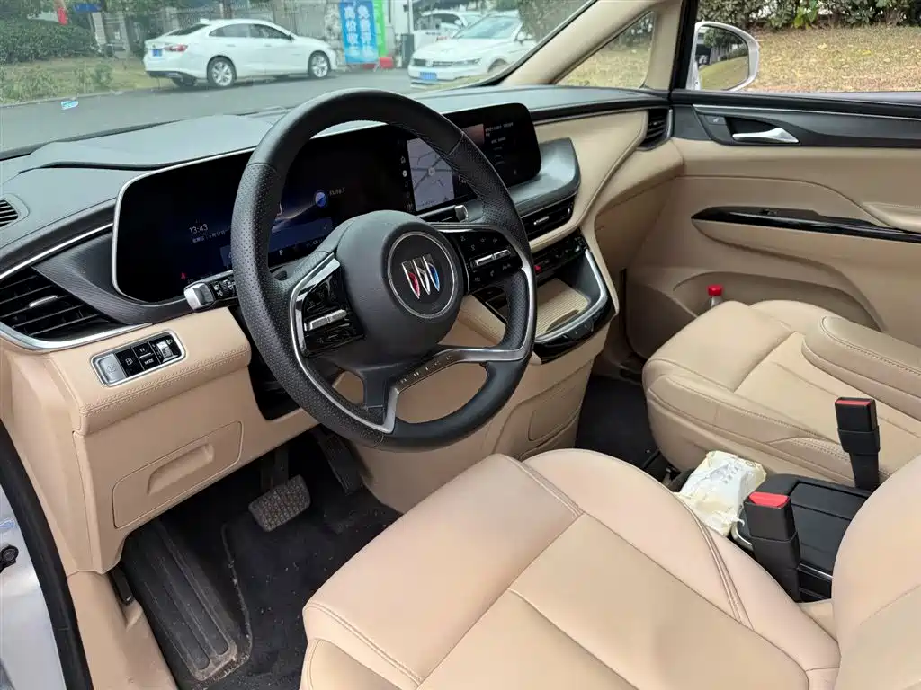 Buick GL8 2025 Smart