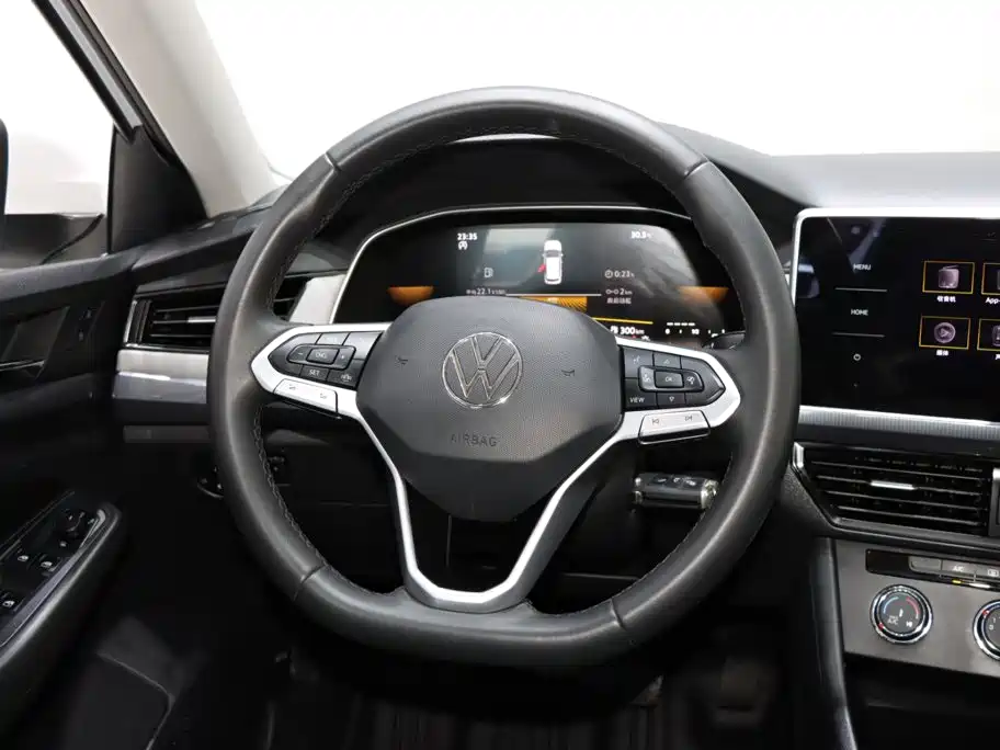 Volkswagen Bora — миниатюра 12