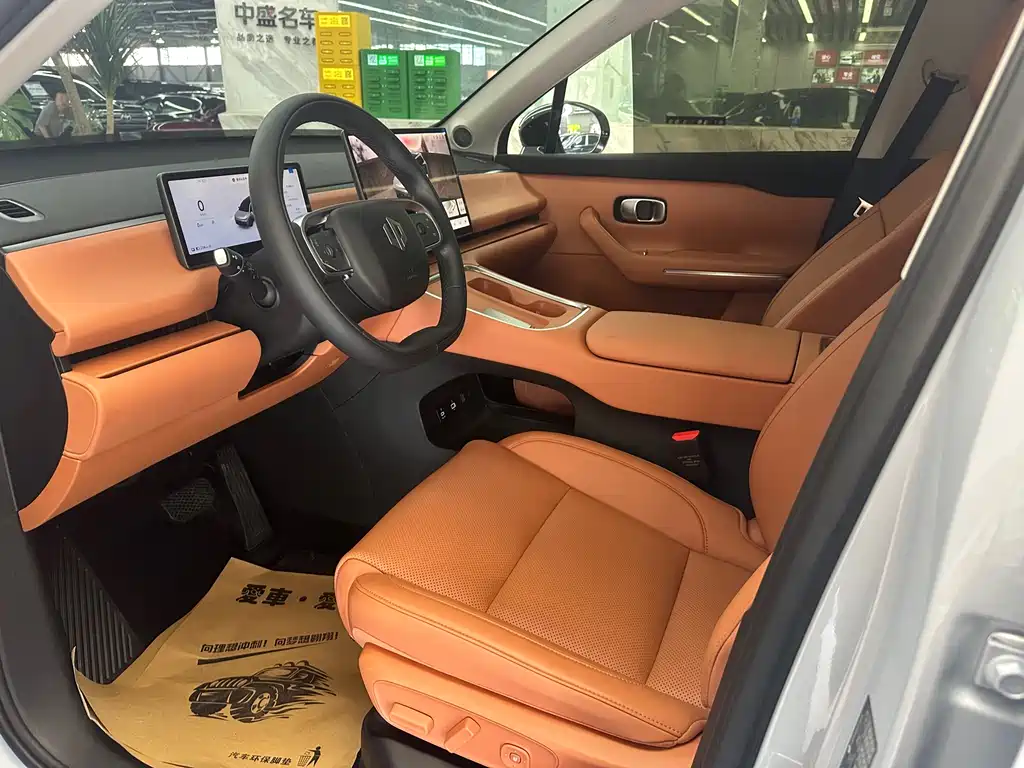 Leapmotor C16 2026 630 6 мест