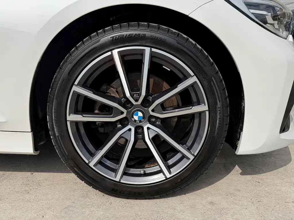 BMW 3 Series — миниатюра 18